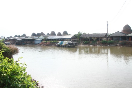 Làng nghề gạch gốm Mang Thít tương lai trở thành Di sản đương đại, cũng sẽ là sản phẩm du lịch độc đáo.