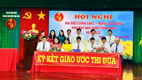 Ký kết giao ước thi đua năm 2023.