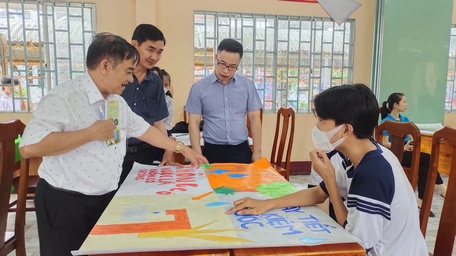 Những bức vẽ thay “Điều em muốn nói” luôn bảo vệ môi trường.