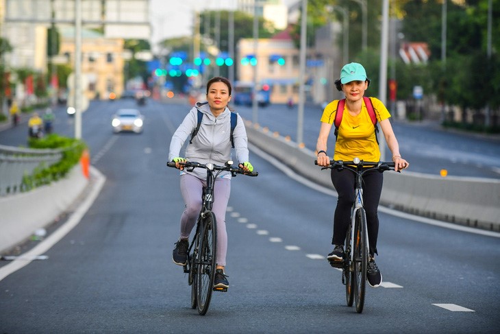 Thời tiết Nam Bộ nắng từ sớm, về trưa nắng tăng cường độ, vài nơi có nắng nóng - Ảnh: QUANG ĐỊNH