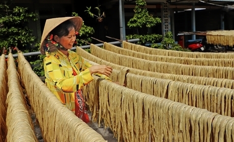 Nghề làm tàu hủ ky xã Mỹ Hòa, TX Bình Minh được công nhận là Di sản văn hóa phi vật thể quốc gia. Ảnh: PHẠM ĐỨC TÀI