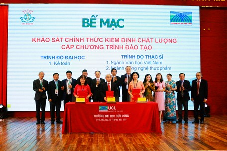 Kết thúc phiên bế mạc, hai đơn vị đã ký biên bản hoàn thành đợt khảo sát.