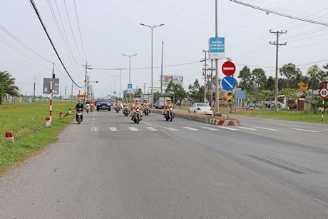 Công an các đơn vị, địa phương tăng cường công tác tuần tra, kiểm tra, kiểm soát, xử lý vi phạm TTATGT.