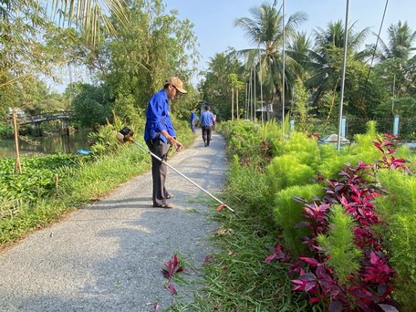 Chung tay xây dựng cảnh quan môi trường sáng, xanh, sạch, đẹp.