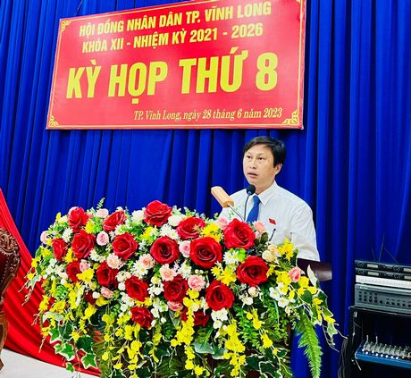 Ông Nguyễn Thanh Hà- Chủ tịch HĐND TP Vĩnh Long phát biểu bế mạc kỳ họp.