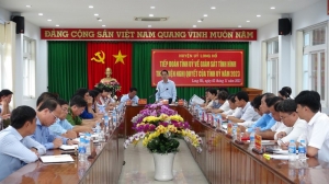 Chủ tịch UBND tỉnh giám sát việc thực hiện Nghị quyết 2023 tại huyện Long Hồ