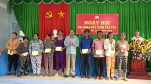 Phó Bí thư Thường trực Tỉnh ủy- Nguyễn Thành Thế dự ngày hội Đại đoàn kết tại ấp Mỹ Phú Tân